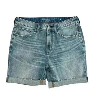 **Final Sale** Chico’s Relaxed Vintage Raw Hem Denim Jean Shorts Size 8R